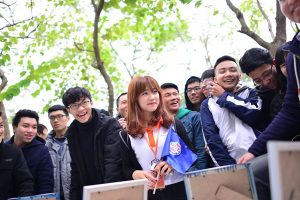 6 kỹ năng giúp bạn trở thành hướng dẫn viên Du lịch chuyên nghiệp 5 rac roi khi yeu mot nguoi huong dan vien du lich 7 1462875088