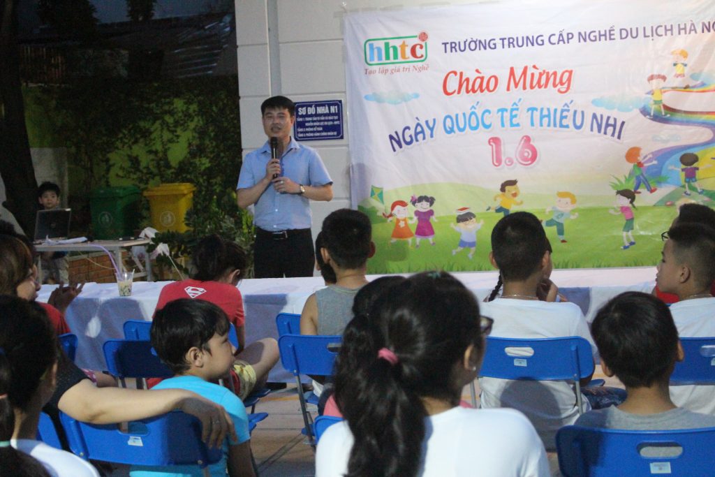 Con em cán bộ giáo viên Trường HHTC vui ngày Quốc tế thiếu nhi 1/6 IMG 3102