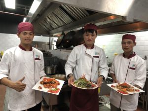 50 Suất Đào Tạo Ngành Chế Biến Món Ăn Làm Việc Tại Các Nhà Hàng 4 Sao z1088551182926 77ed3bda130f0e919556306584ed945a