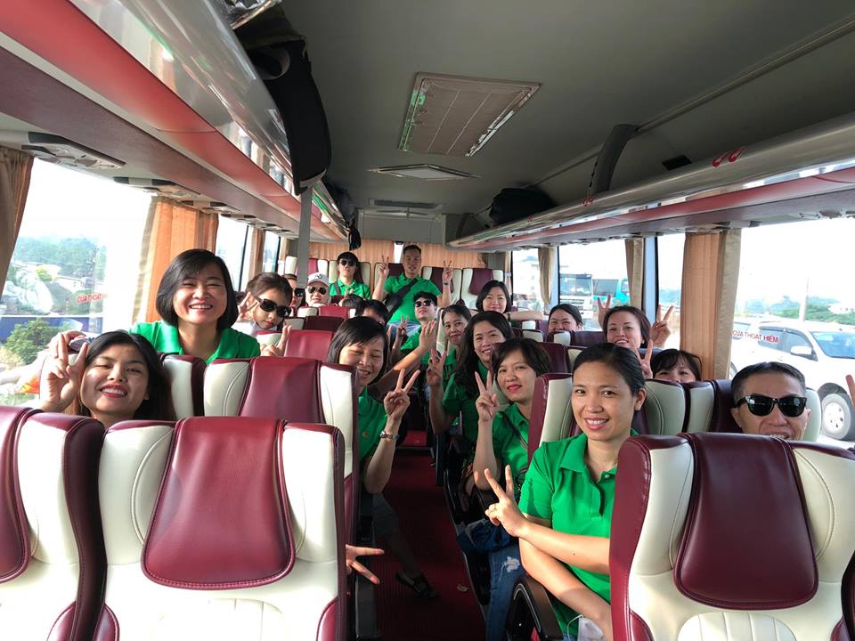 Trường HHTC tổ chức team building cho Cán bộ nhân viên tại Vịnh Lan Hạ - Hải Phòng 44050909 269073930416793 7284575927734894592 n