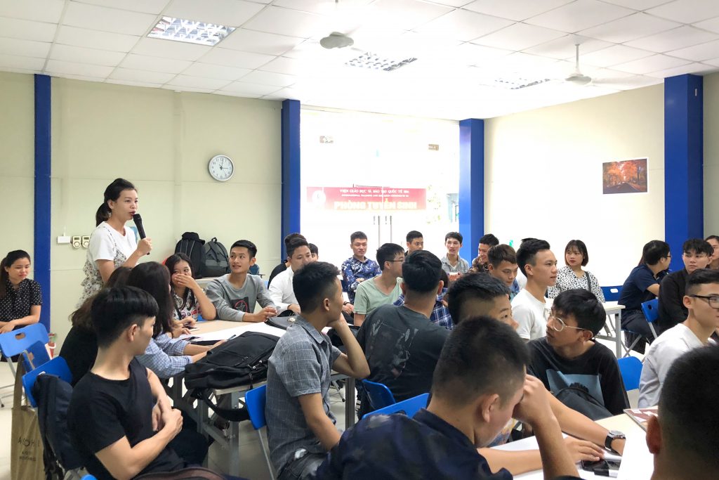 “Định hướng và tạo động lực nghề nghiệp” cho học viên Trường HHTC IMG 3503
