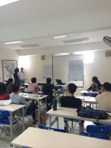 Gặp chuyên gia nhân sự Trần Ngọc Lương tại Lớp ‘Quản lý và vận hành khách sạn chuyên nghiệp” z1151693964940 447ae829741f8dc43325613772987763