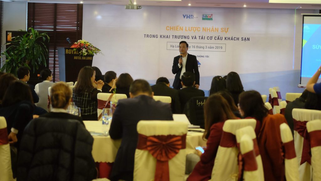 HHTC tổ chức Hội thảo "Chiến lược nhân sự trong khai trương và tái cơ cấu Khách sạn" cùng VHRO DSCF2569