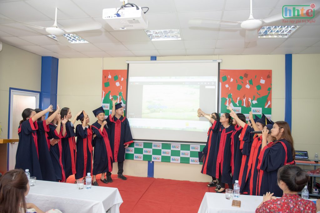 Lễ tốt nghiệp ấm cúng của học viên HHTC niên khóa 2018 - 2019 DSC 0165