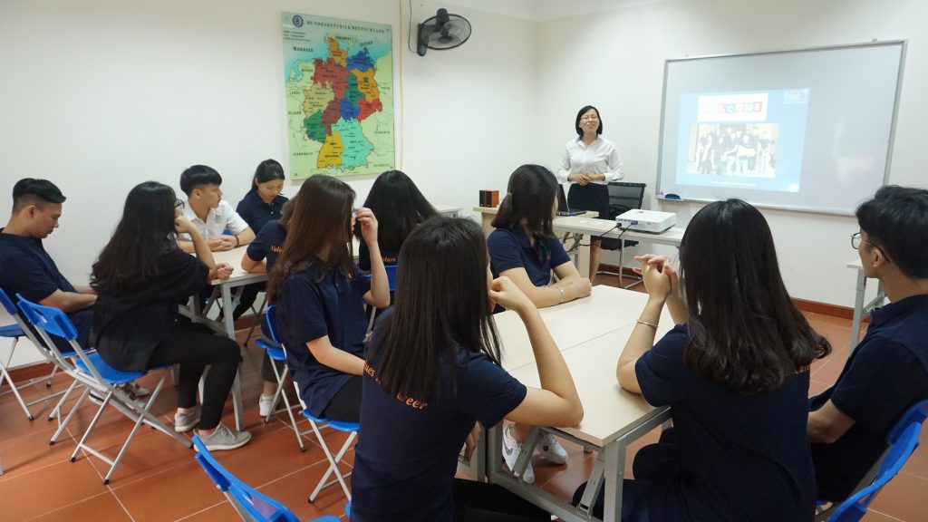 85% học viên của trường nghề ra trường có việc làm DSC05526
