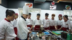 20 nghề có nhu cầu tuyển dụng nhiều nhất năm 2021 DSC00396