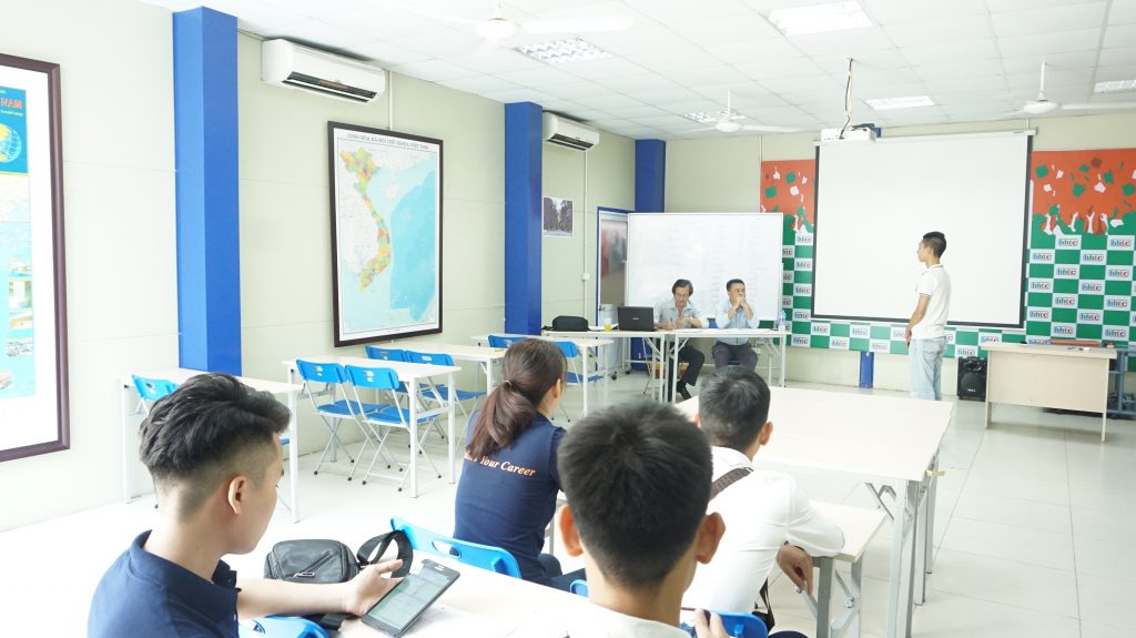 Những ưu điểm “5 sao” học viên nhận được khi học nghề du lịch ở HHTC 4 Những ưu điểm “5 sao” học viên nhận được khi học nghề du lịch ở HHTC DSC08707