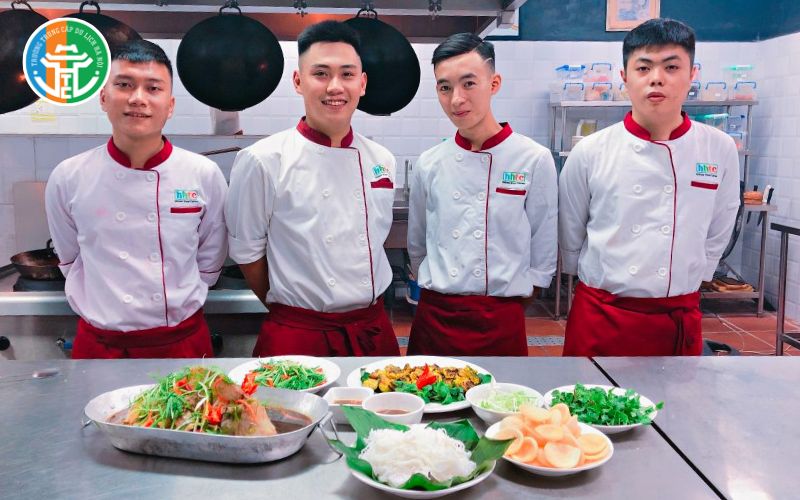 Ưu Điểm Và Nhược Điểm Của Nghề Đầu Bếp - Tìm Hiểu Chi Tiết Về Nghề Đầu Bếp 4 Ưu Điểm Và Nhược Điểm Của Nghề Đầu Bếp - Tìm Hiểu Chi Tiết Về Nghề Đầu Bếp