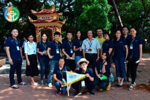 Chi Tiết Về Nghiệp Vụ Hướng Dẫn Viên Du Lịch Bạn Cần Biết