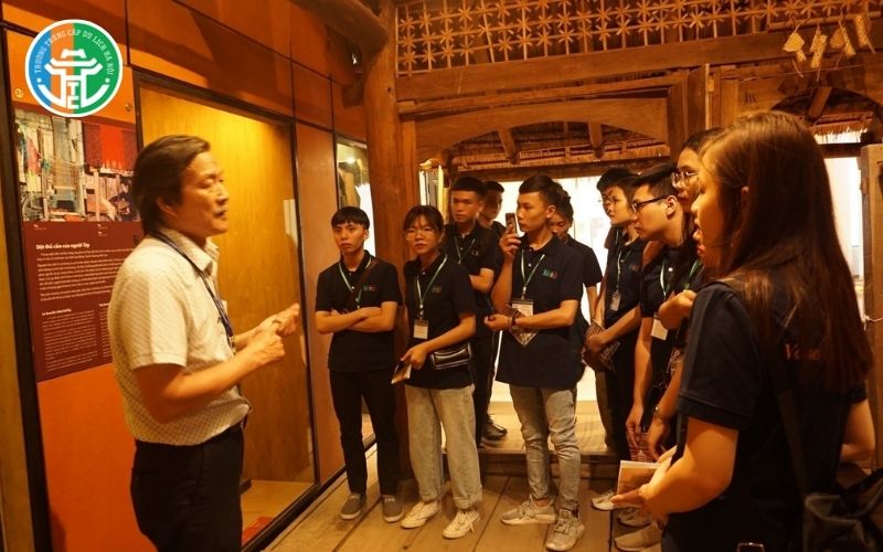 Chứng Chỉ Hướng Dẫn Viên Du Lịch Quốc Tế Mở Ra Cơ Hội Toàn cầu