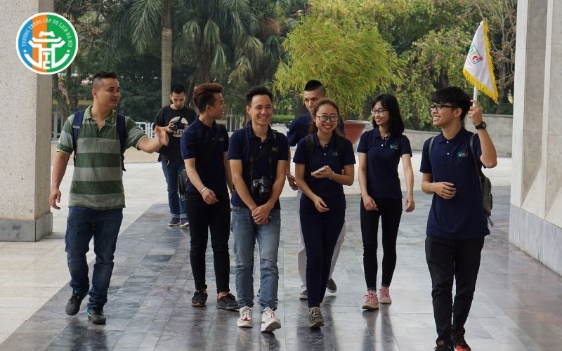 Chứng Chỉ Hướng Dẫn Viên Du Lịch Quốc Tế Mở Ra Cơ Hội Toàn cầu