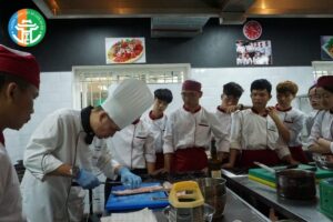 Học Đầu Bếp Thi Khối Nào? Thông Tin Mới Nhất Về Nghề Đầu Bếp 4 Học Đầu Bếp Thi Khối Nào? Thông Tin Mới Nhất Về Nghề Đầu Bếp