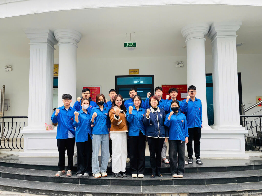 HƯỞNG ỨNG THÁNG THANH NIÊN THU GOM RÁC THẢI TRÊN ĐƯỜNG NGUYỄN NGỌC VŨ NĂM 2025 1 HƯỞNG ỨNG THÁNG THANH NIÊN THU GOM RÁC THẢI TRÊN ĐƯỜNG NGUYỄN NGỌC VŨ NĂM 2025 huong ung thang thanh nien thu gom rac thai tren duong nguyen ngoc vu nam 2025 01