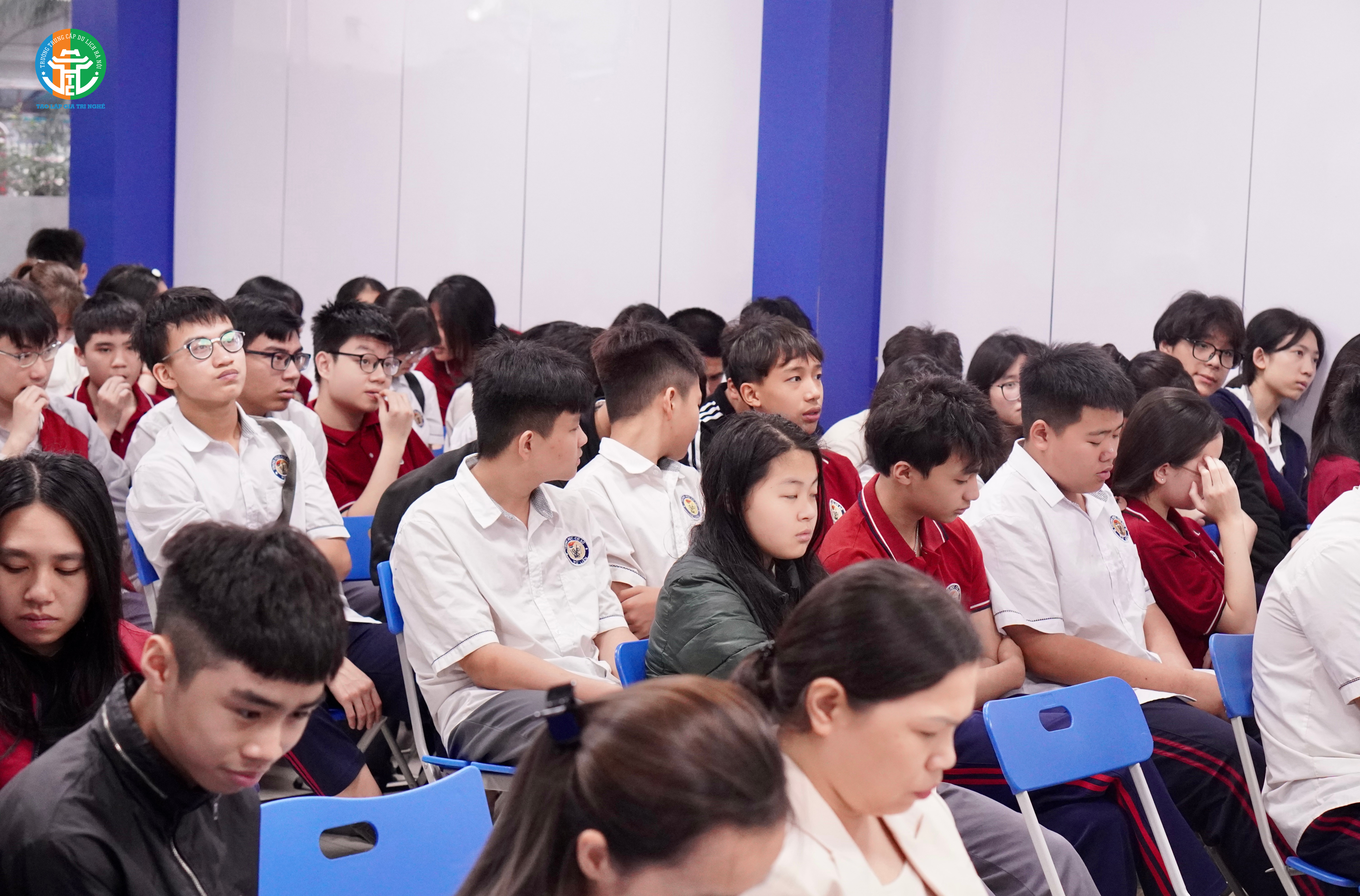 Một ngày là học viên HHTC: Hành trình trải nghiệm cực cháy cùng các bạn nhỏ khối 9 10