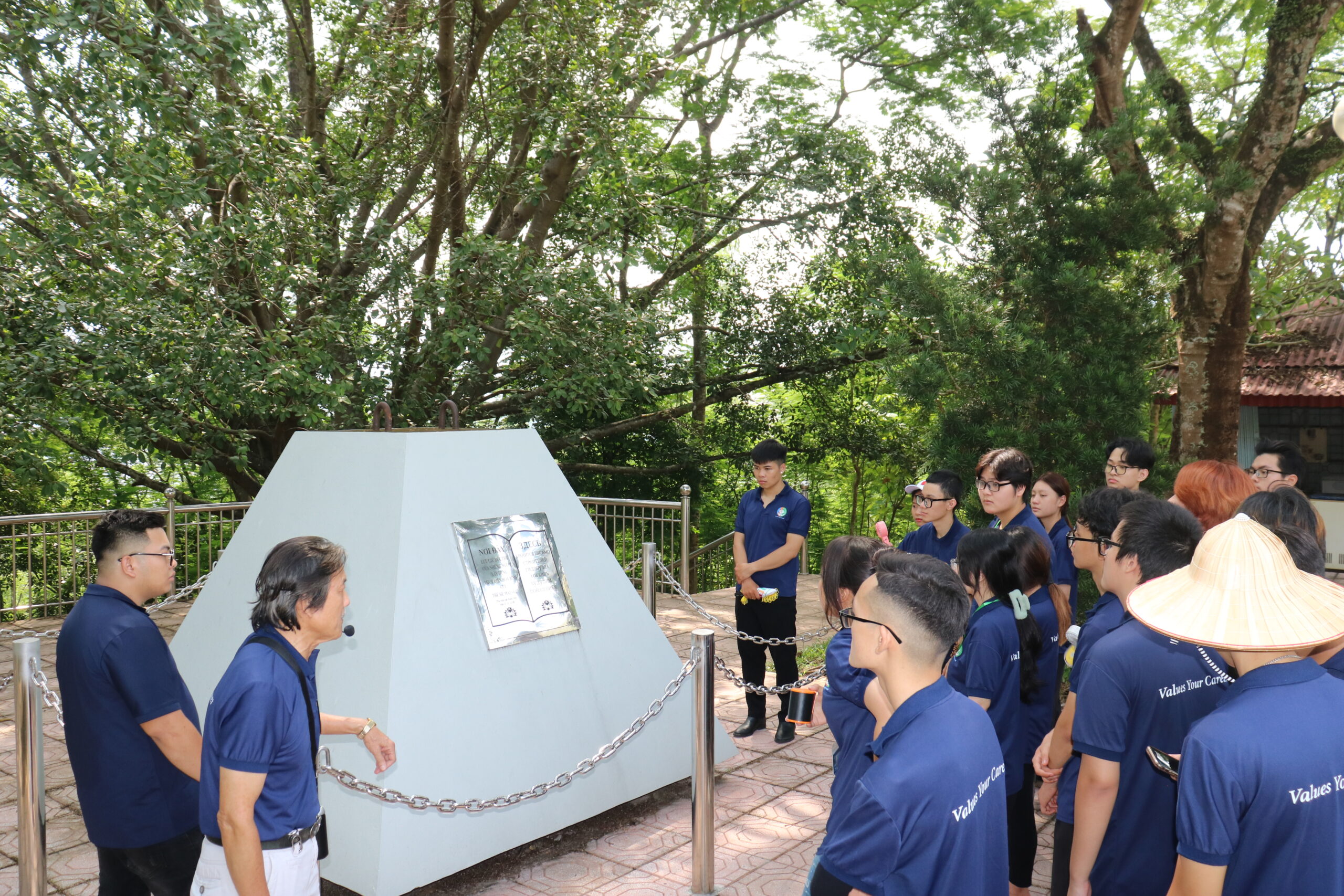 Không thi vào 10, con đường nào mở rộng cho học sinh khối 9 tại Hà Nội? IMG 3635 scaled