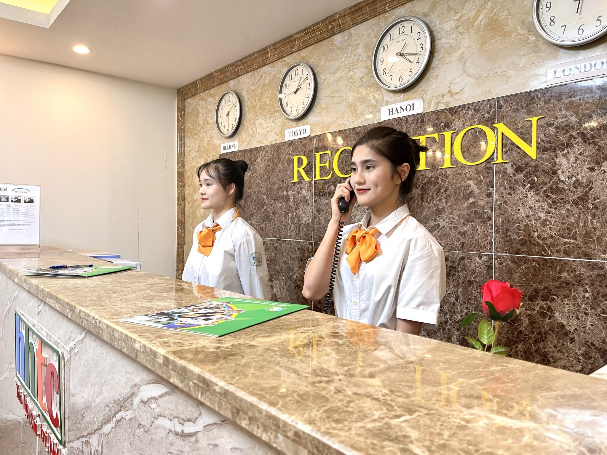 Top 5 ngành nghề "khát" nhân lực nhất ngành Du lịch Thủ đô năm 202