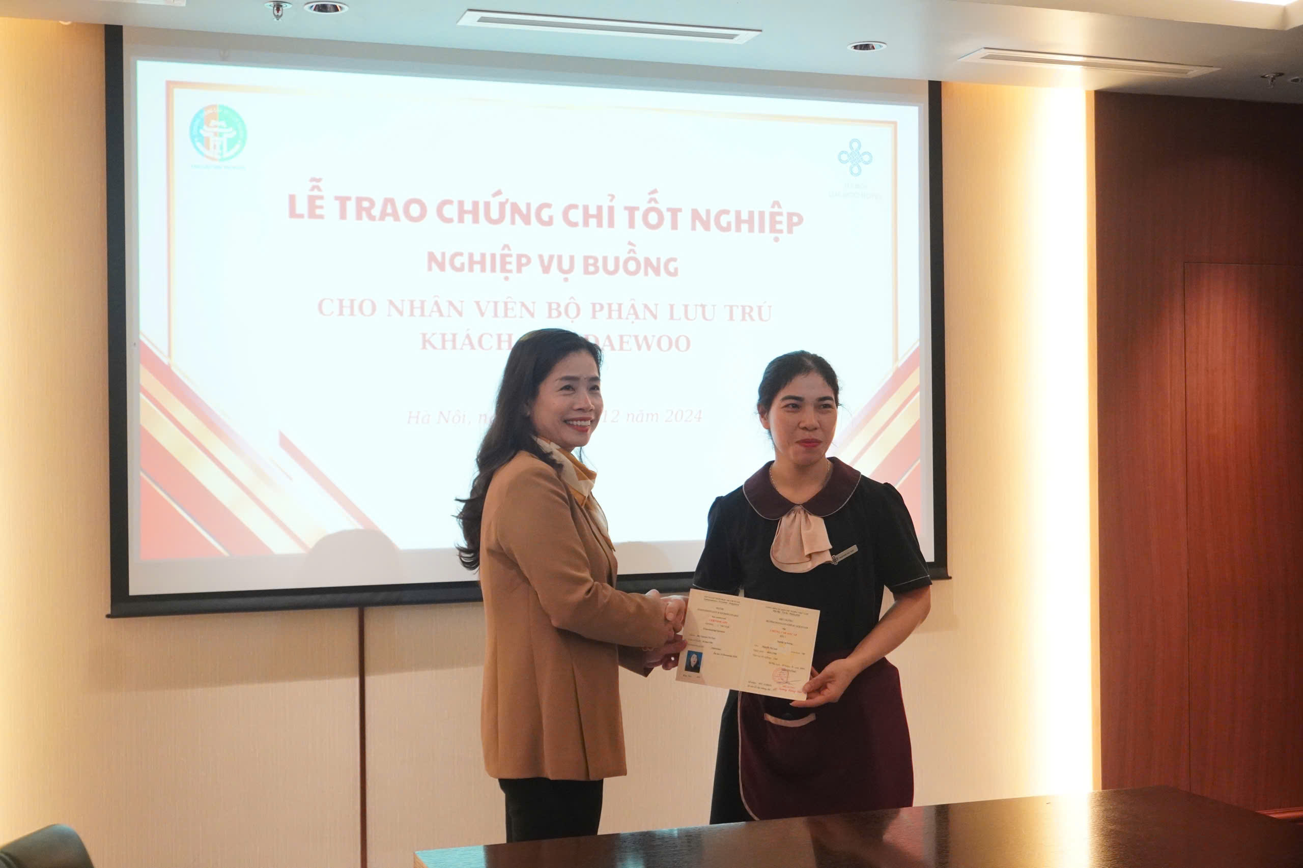 Cách viết CV xin việc ngành khách sạn ấn tượng