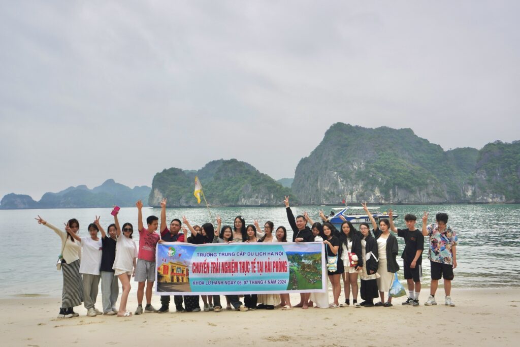 Check-in 10 địa điểm du lịch hot nhất miền Bắc mùa hè 2026 1 Check-in 10 địa điểm du lịch hot nhất miền Bắc mùa hè 2026 z7720894476419 d9975d20ca9c784eabd1964a3d34aef7