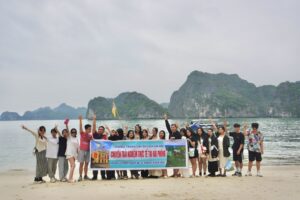 Check-in 10 địa điểm du lịch hot nhất miền Bắc mùa hè 2026 z7720894476419 d9975d20ca9c784eabd1964a3d34aef7