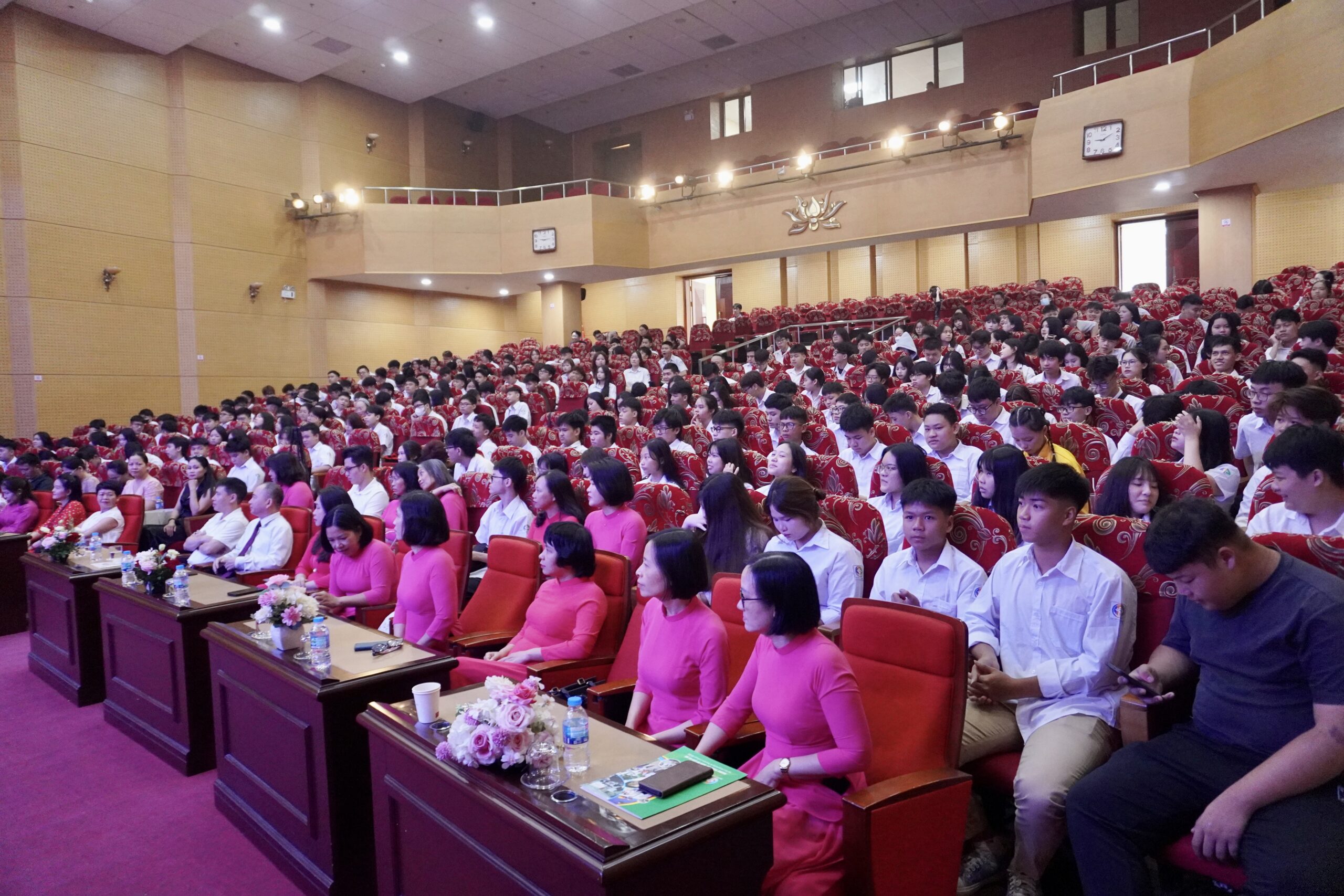 Lễ Khai giảng năm học 2026 – 2027 Trường Trung cấp Nghề Du lịch Hà Nội 2 Lễ Khai giảng năm học 2026 – 2027 Trường Trung cấp Nghề Du lịch Hà Nội