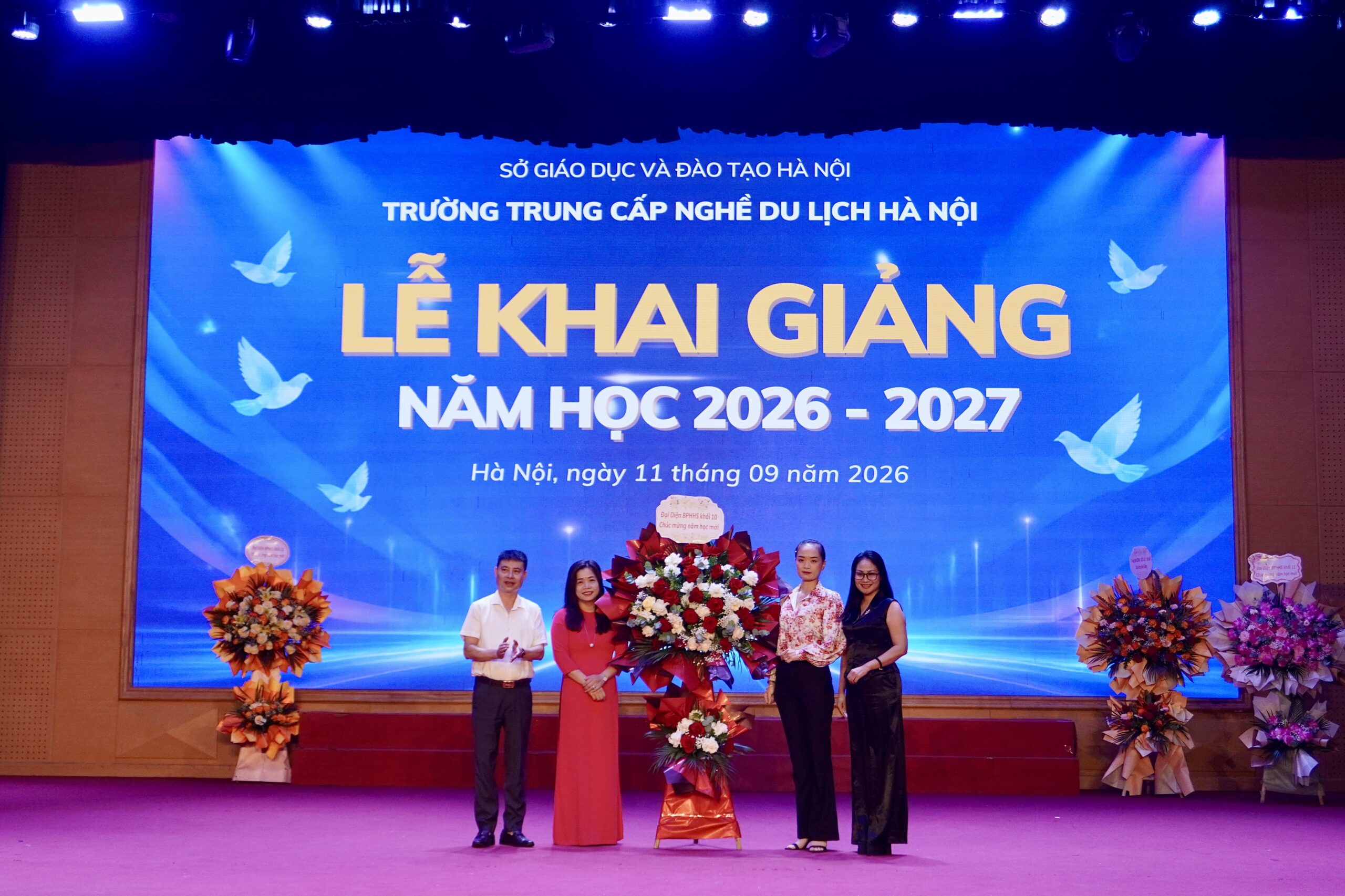 Lễ Khai giảng năm học 2026 – 2027 Trường Trung cấp Nghề Du lịch Hà Nội 8 Lễ Khai giảng năm học 2026 – 2027 Trường Trung cấp Nghề Du lịch Hà Nội DSC08875 scaled